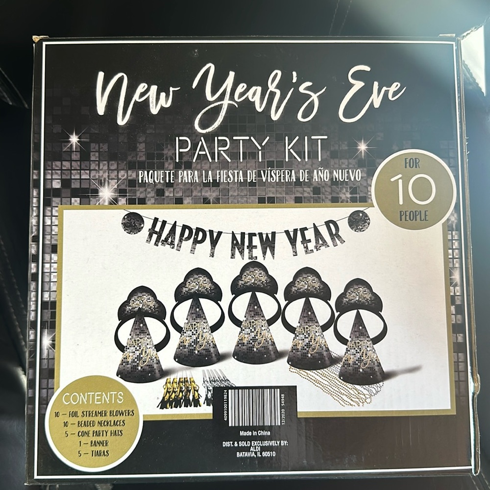 New Year’s party kit